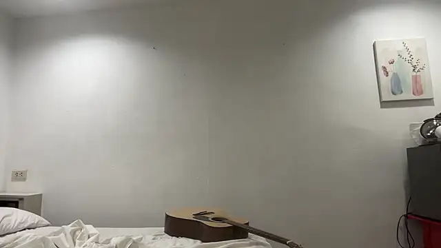 Snapshot of CamCrestXXX chatting on 12.02.24 CamCrestXXX online show from 12.02.24