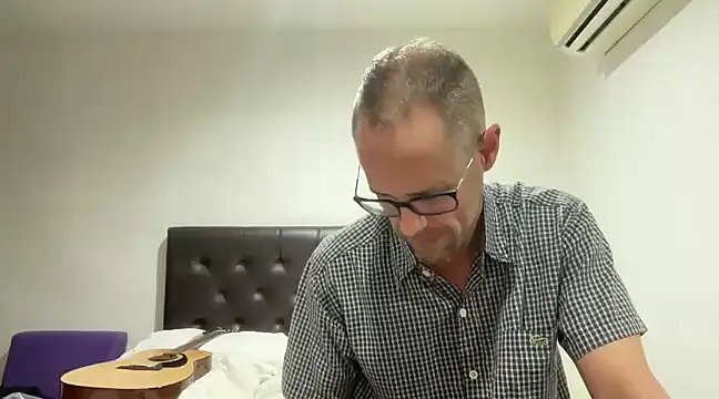 Snapshot of CamCrestXXX chatting on 01.08.25 CamCrestXXX online show from 01.08.25