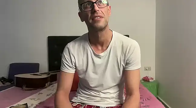 Snapshot of CamCrestXXX chatting on 01.13.25 CamCrestXXX online show from 01.13.25