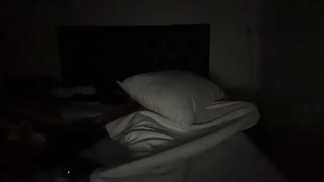 Snapshot of CamCrestXXX chatting on 02.11.25 CamCrestXXX online show from 02.11.25