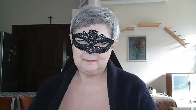 Snapshot of simona60 chatting on 01.10.25 simona60 online show from 01.10.25