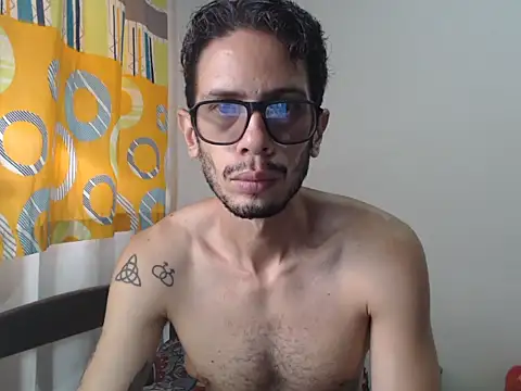 alisterxxx online show from 04.15.26