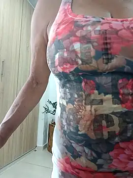 Snapshot of BustyMilf_ chatting on 03.09.26 BustyMilf online show from 03.09.26