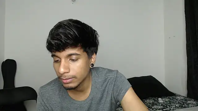 Snapshot of stevenosori chatting on 10.27.25 stevenosori online show from 10.27.25