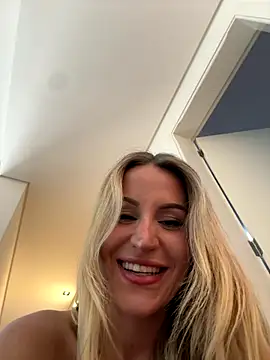 jasminesummer online show from 10.19.25