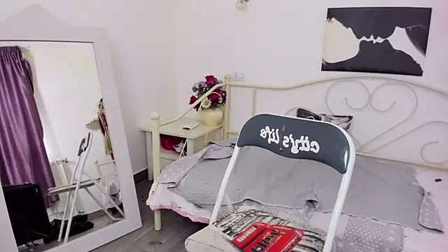 Snapshot of jessystarr chatting on 03.16.25 jessystarr online show from 03.16.25