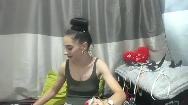 Snapshot of jessystarr chatting on 11.09.25 jessystarr online show from 11.09.25