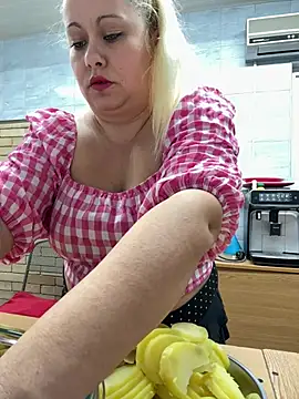 Snapshot of SabinaSweety chatting on 01.21.25 SabinaSweety online show from 01.21.25