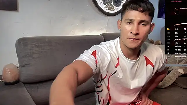 Snapshot of BenjaminCooperk chatting on 10.14.25 BenjaminCooperk online show from 10.14.25