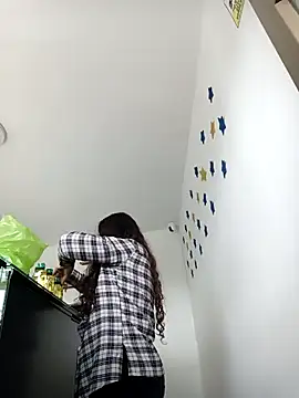 katifoxx online show from 02.15.25