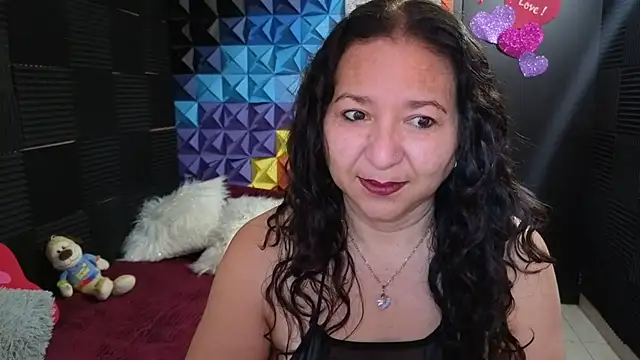 Snapshot of katifoxx chatting on 02.27.26 katifoxx online show from 02.27.26