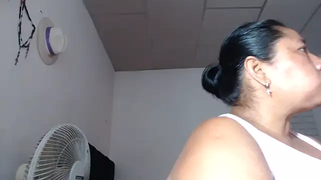 adrixxx38 online show from 12.03.25