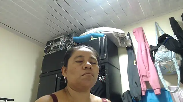 adrixxx38 online show from 04.12.26