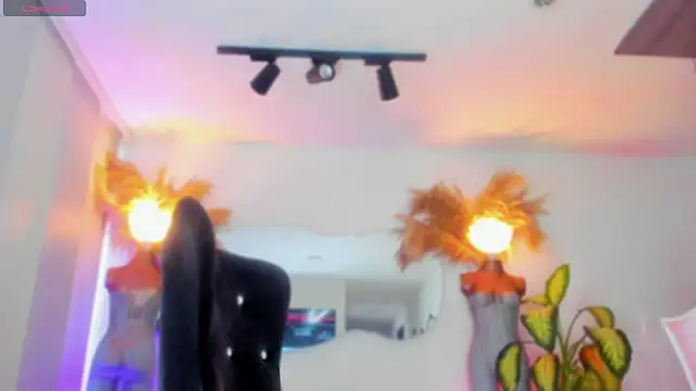 Angel Peach online show from 10.27.25