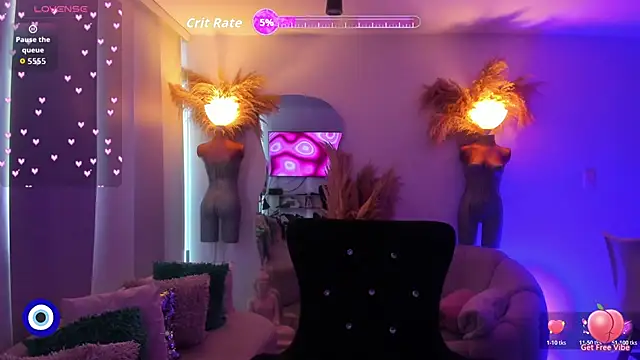 Snapshot of Angel_Peach chatting on 06.11.26 Angel Peach online show from 06.11.26