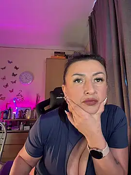 Hotangel75 online show from 04.02.26