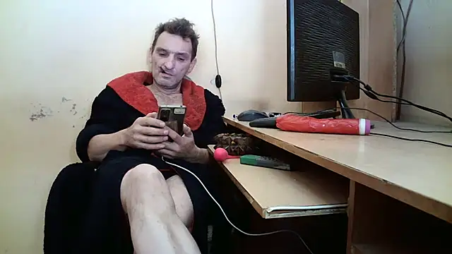 dundyFocus online show from 10.31.25