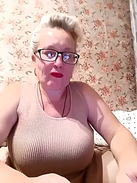 Cerd Ayaz online show from 10.13.25