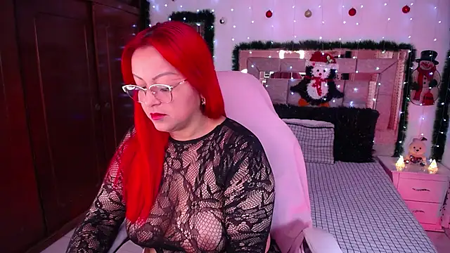 Snapshot of salomecastro_ chatting on 12.02.25 salomecastro online show from 12.02.25