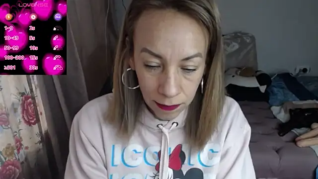 Snapshot of cristin_doll_ chatting on 02.20.26 cristin doll online show from 02.20.26