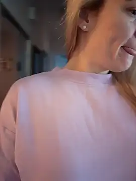 HollyTattoo online show from 12.03.24