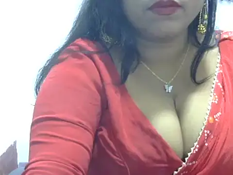 Snapshot of ROSEE_MERRYYYY chatting on 02.20.25 ROSEE MERRYYYY online show from 02.20.25