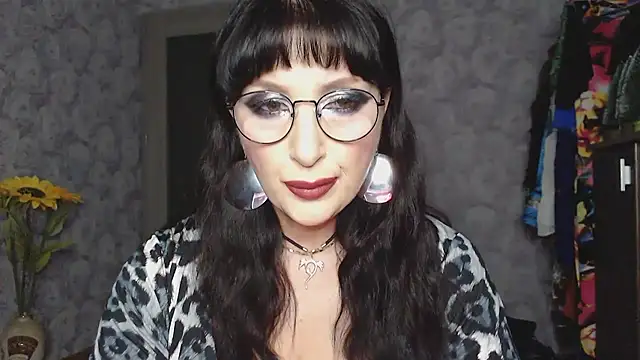 Aziza1 online show from 02.02.25