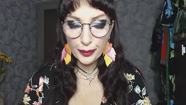 Aziza1 online show from 11.21.25