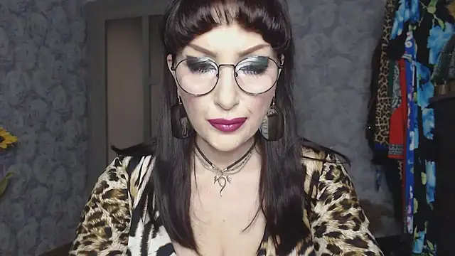 Snapshot of Aziza1 chatting on 03.17.26 Aziza1 online show from 03.17.26