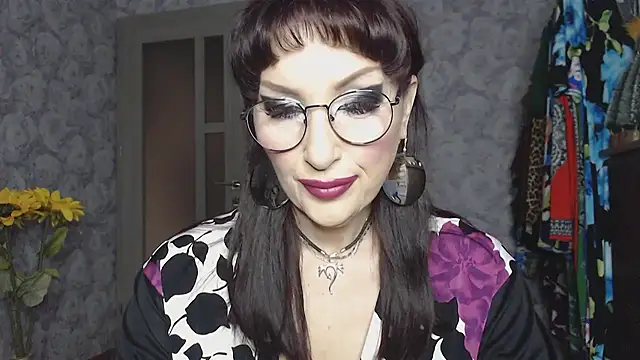 Snapshot of Aziza1 chatting on 04.05.26 Aziza1 online show from 04.05.26