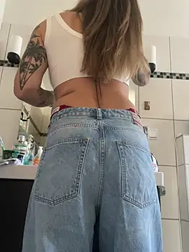 Etwas neugierig online show from 04.07.26