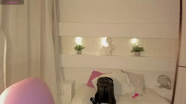 AshleyRoys online show from 01.23.25