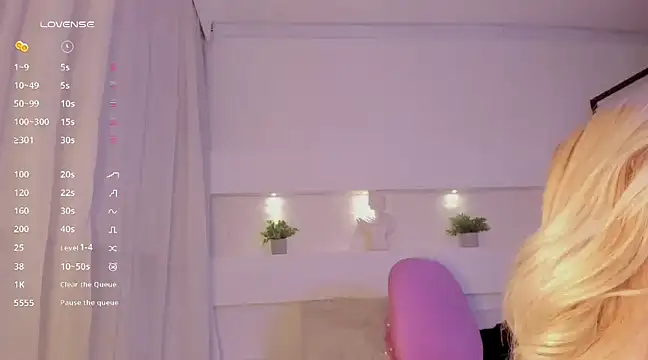 AshleyRoys online show from 02.04.25