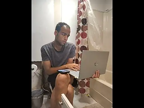 Snapshot of LordSpunFun chatting on 04.18.26 LordSpunFun online show from 04.18.26