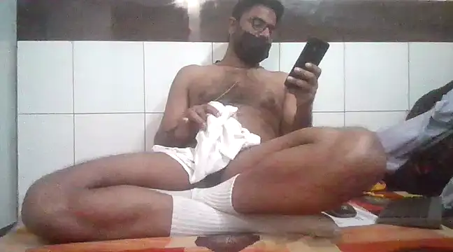 Snapshot of hotindianstud chatting on 02.18.25 hotindianstud online show from 02.18.25