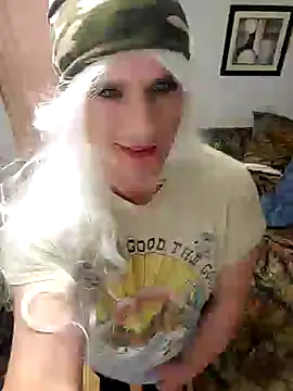 MaddyC6992 online show from 03.16.25