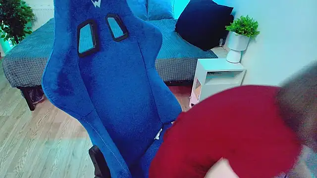 CranberryHot online show from 12.21.25