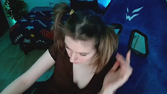 CranberryHot online show from 04.13.26