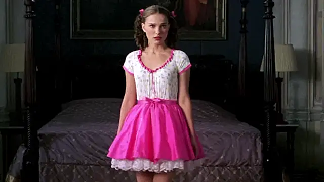 Snapshot of fmodel chatting on 10.27.25 fmodel online show from 10.27.25