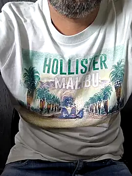 Leo Big online show from 10.14.25