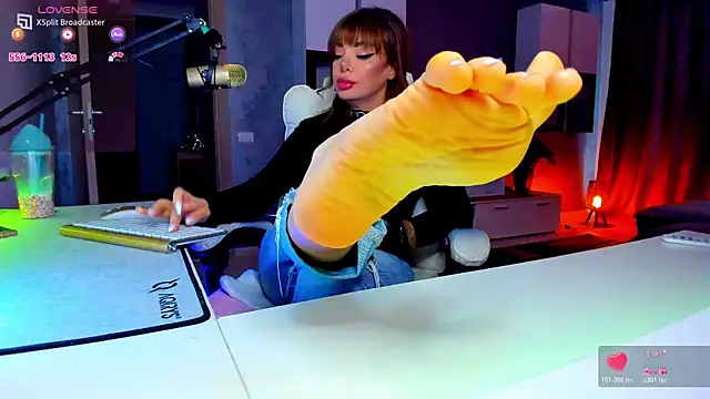 Miss kay1111 online show from 06.01.26