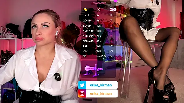 Snapshot of Erika_Kirman chatting on 09.25.25 Erika Kirman online show from 09.25.25
