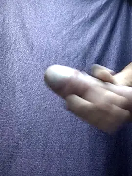 Snapshot of Robika-bika chatting on 11.21.25 Robika-bika online show from 11.21.25