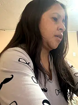 latinfemale online show from 10.06.25