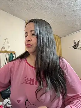 latinfemale online show from 12.21.25