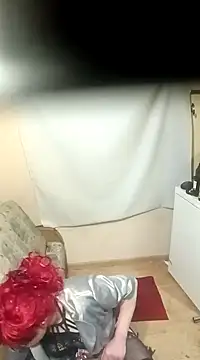 Snapshot of peterkad chatting on 12.18.24 peterkad online show from 12.18.24