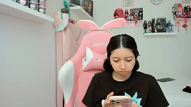 Snapshot of cherrycute chatting on 12.03.24 cherrycute online show from 12.03.24
