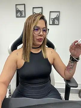 KellyBrooklyn  online show from 03.18.25