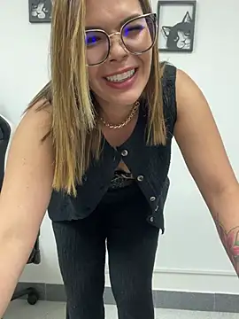 KellyBrooklyn  online show from 03.21.25