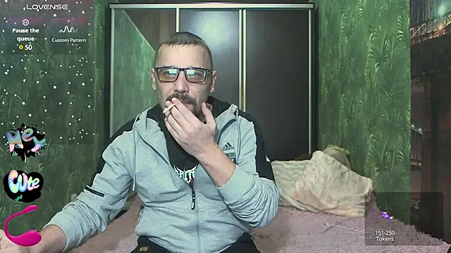 DanielOhCool online show from 12.14.24